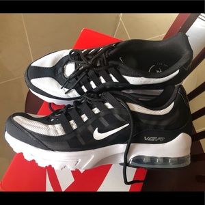 Women’s Nike Air Max VG-R sportive shoes